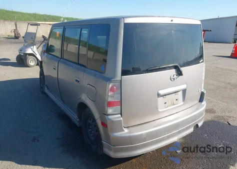 2005 Scion Xb from USA, damaged, VIN JTLKT324450208153